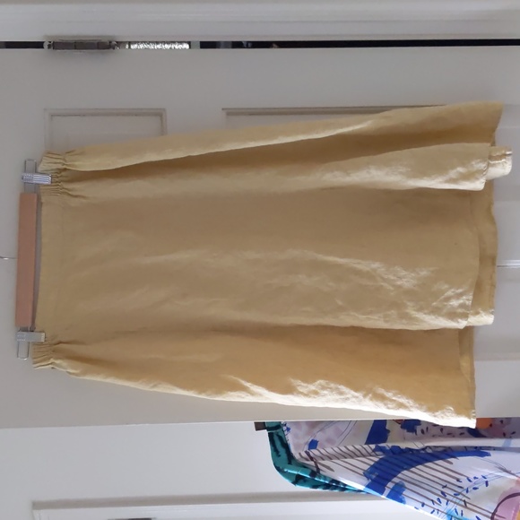 FLAX knee/mid length butter yellow linen skirt - Picture 3 of 5